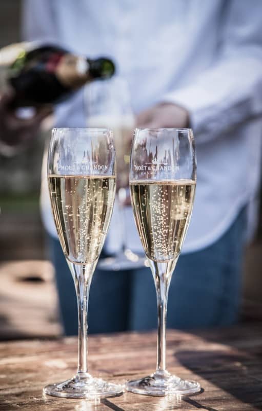 champagne-things-to-do-garden-party